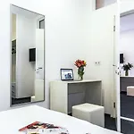 Orange Hotel 3*