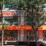 Orange Hotel 3*