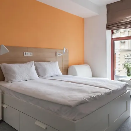 Orange 3*