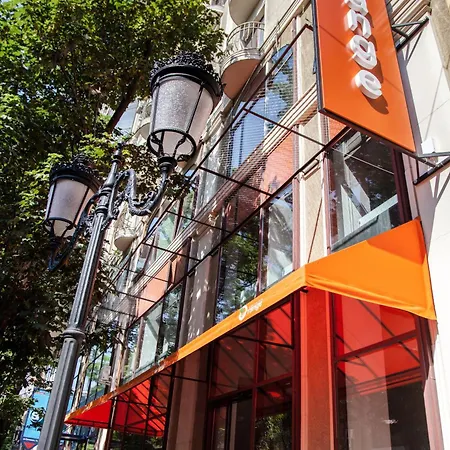 Orange Otel