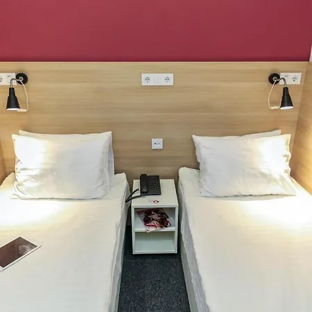 Orange Otel 3*