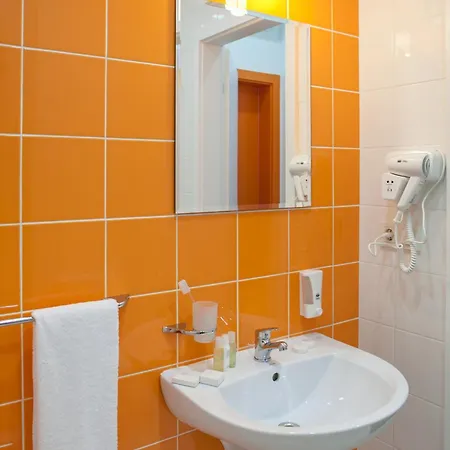 Hotel Orange 3*
