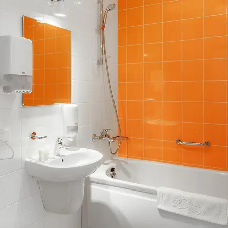 Ξενοδοχείο Orange 3*