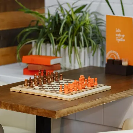 Ξενοδοχείο Orange Οδησσός